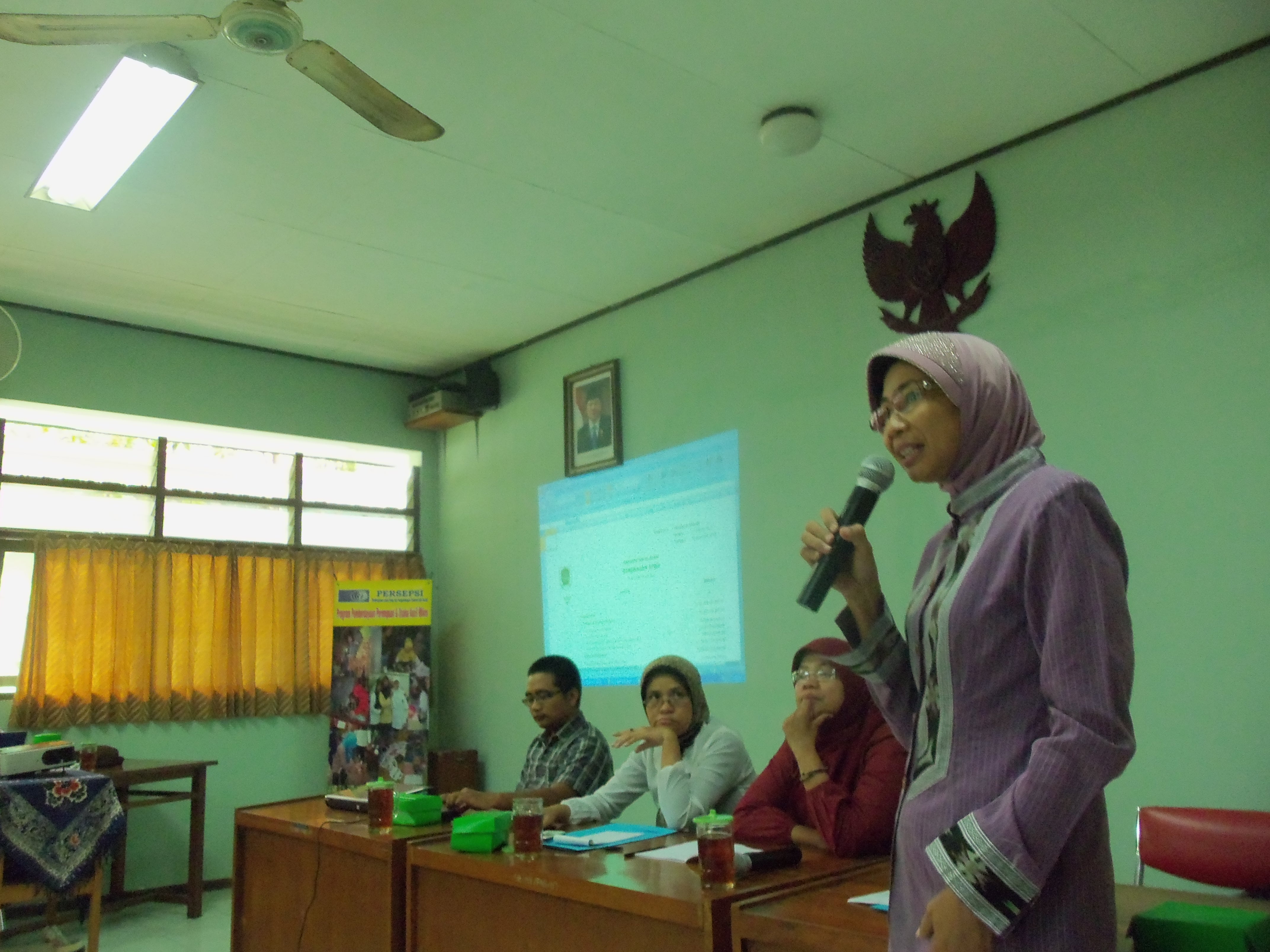 Kritis Tanpa Henti  (Pengalaman dialog Kelompok perempuan dan masyarakat Klaten dengan DPRD)